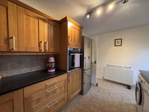 KITCHEN- click for photo gallery